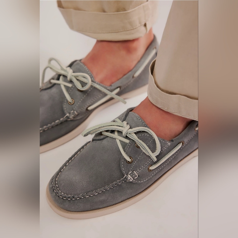 Bass Hampton Suede Boaters size 9.5 New Without Box